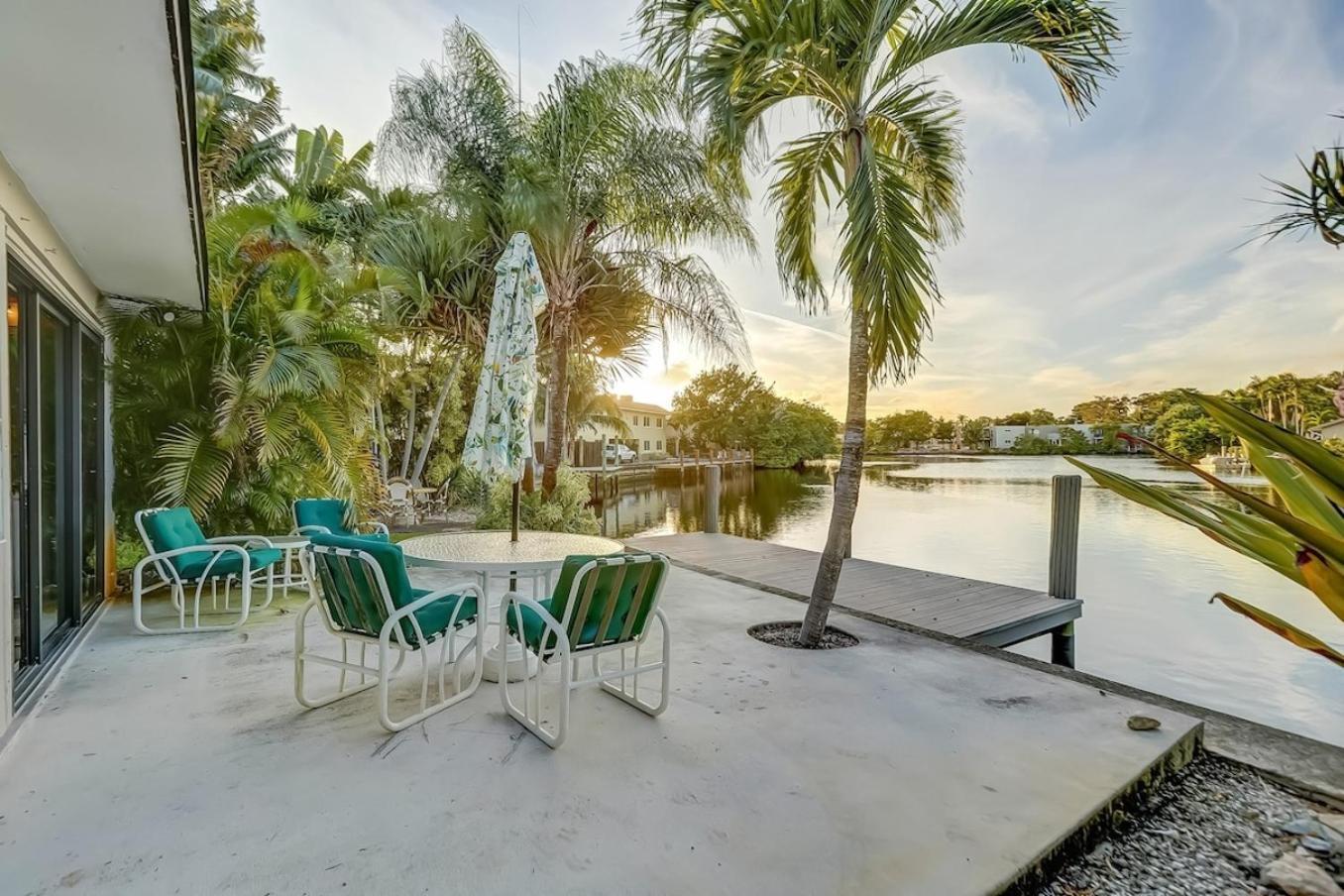 Waterfront Apartment Private Patio Pool Fort Lauderdale Exterior foto